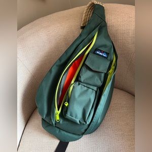 Kavu Rope Sling Bag in green with orange interior
